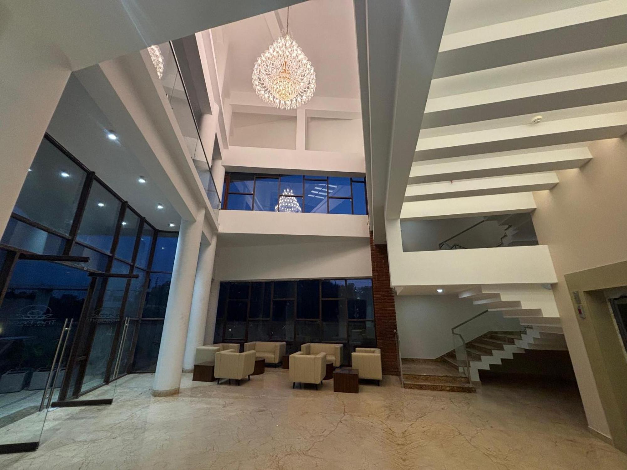 The Pearl Club Resort Shānti Niketan Exteriér fotografie