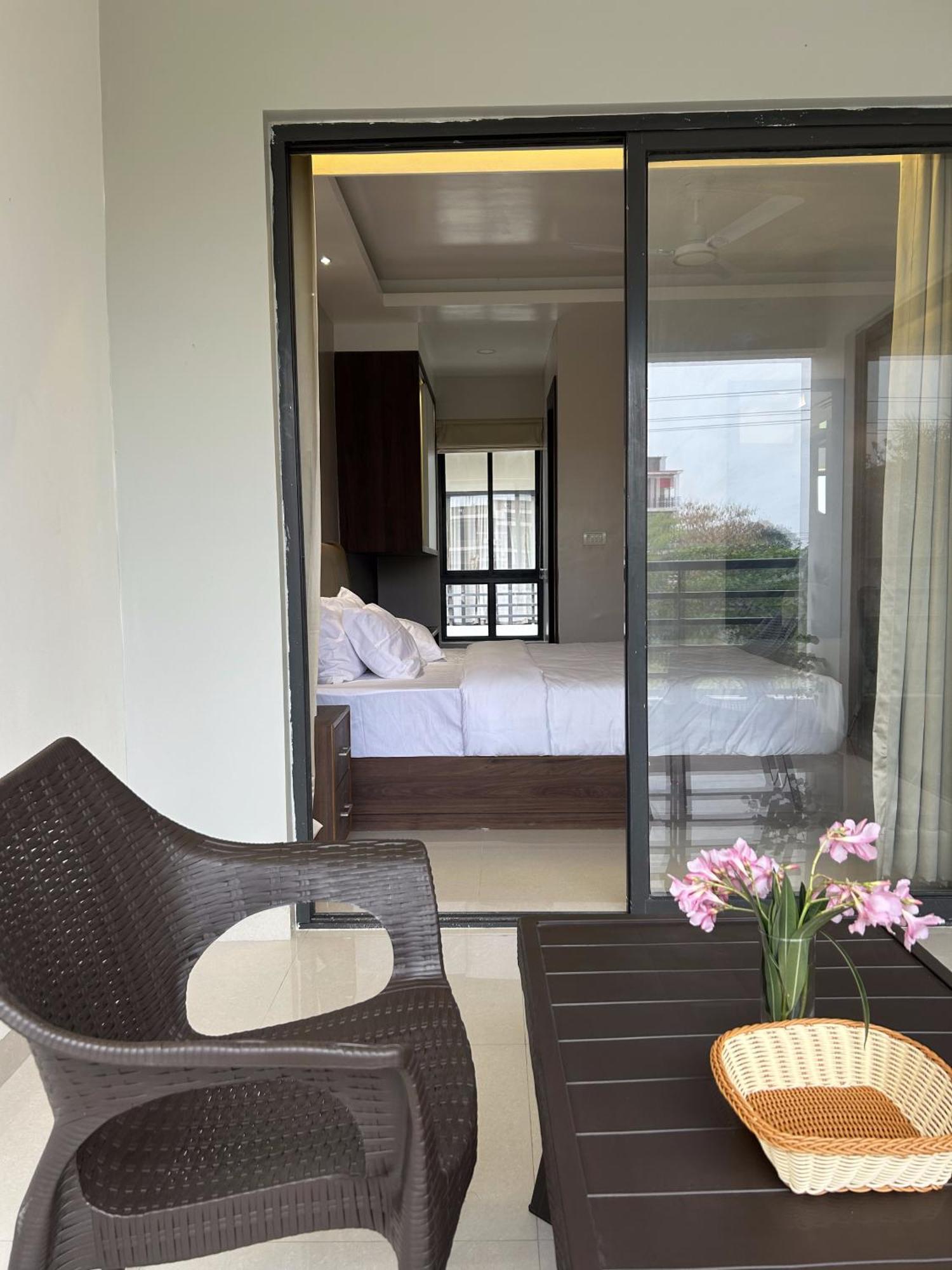 The Pearl Club Resort Shānti Niketan Exteriér fotografie
